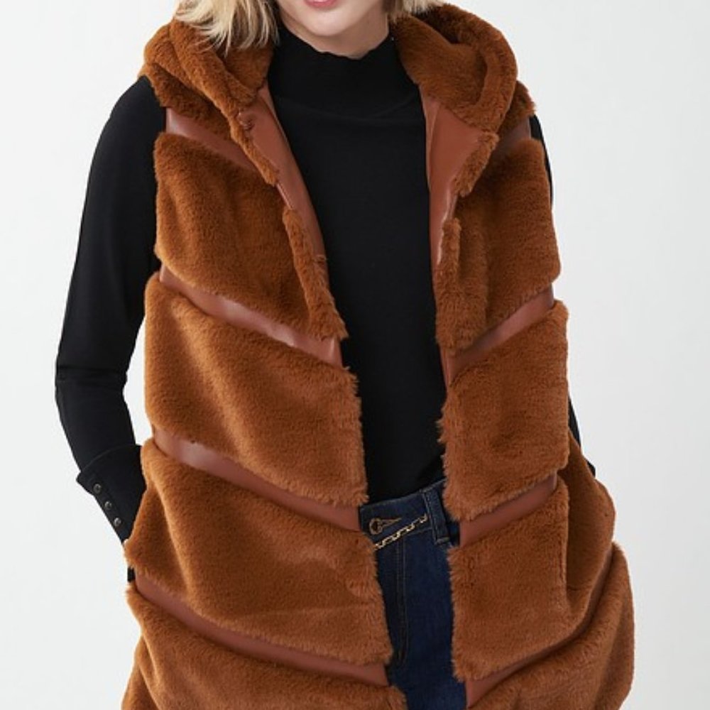 NWT Joseph Ribkoff Faux Fur Vest